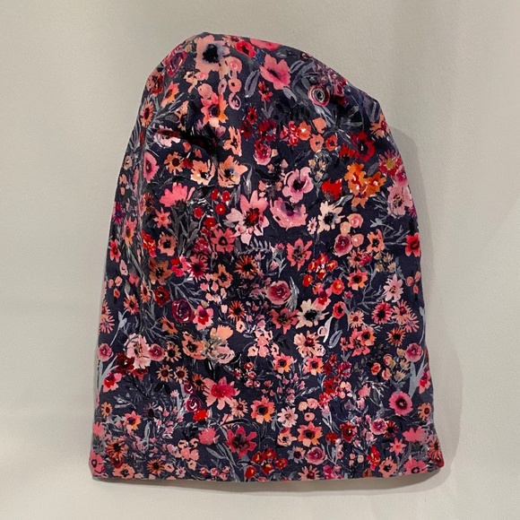 Bamboo Flower Beanie - Picture 1 of 2